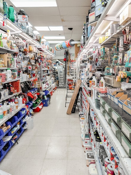 Local en El Masnou, Barcelona en venta - Foto del edificio - Imagen 3 de 8