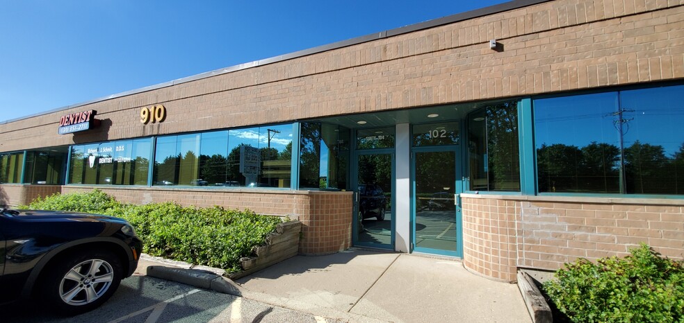 910 W Lake St, Roselle, IL en alquiler - Foto del edificio - Imagen 2 de 6