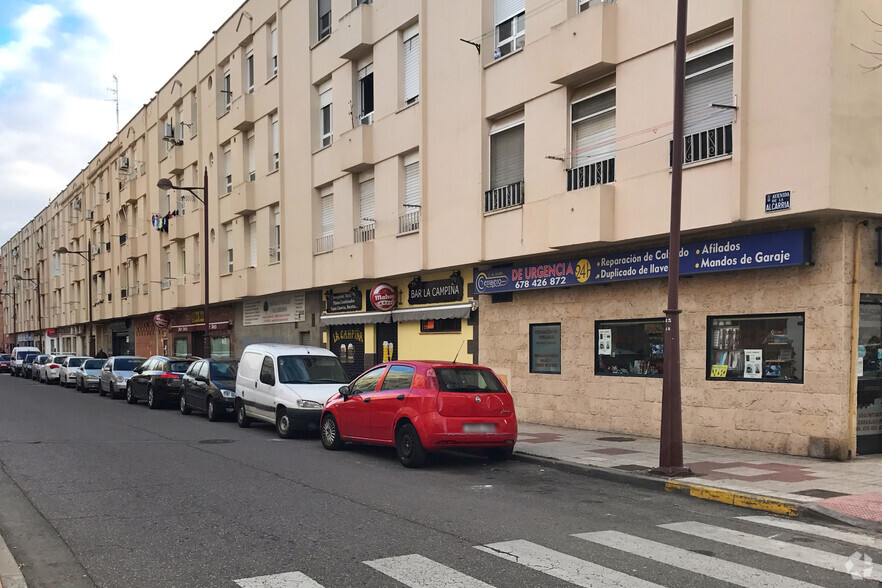 Avenida De La Alcárria, 5, Azuqueca de Henares, Guadalajara en alquiler - Foto del edificio - Imagen 2 de 3