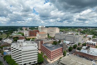 32 E Front St, Trenton, NJ - vista aérea  vista de mapa