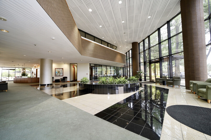 524 E Lamar Blvd, Arlington, TX en alquiler - Foto del interior - Imagen 2 de 6