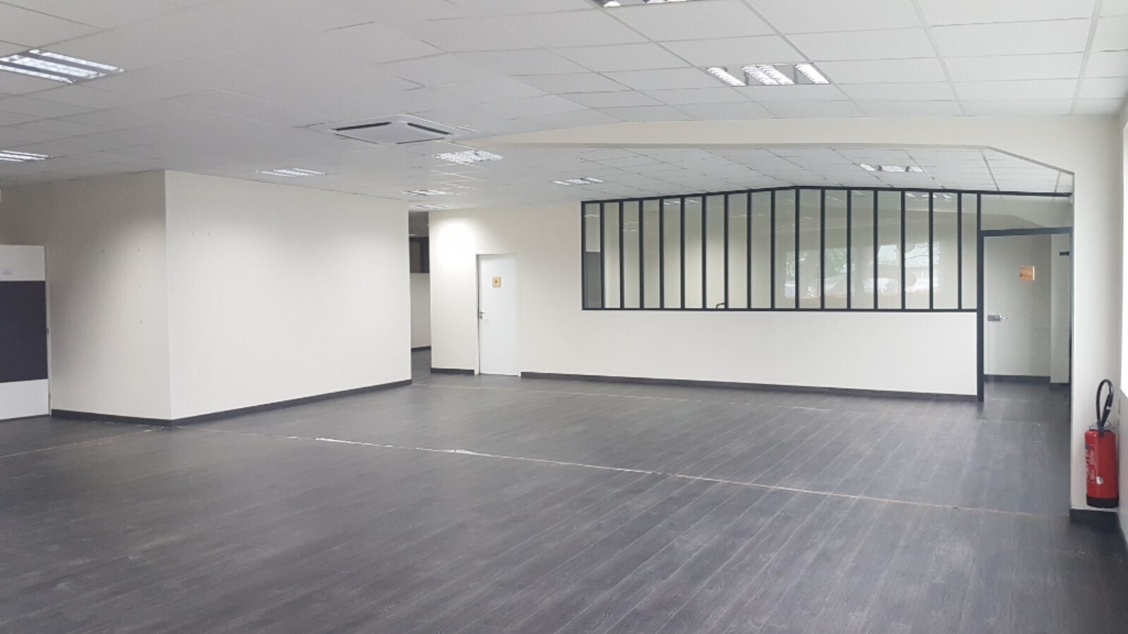 29 Avenue De Magudas, Le Haillan en alquiler Foto del edificio- Imagen 1 de 6