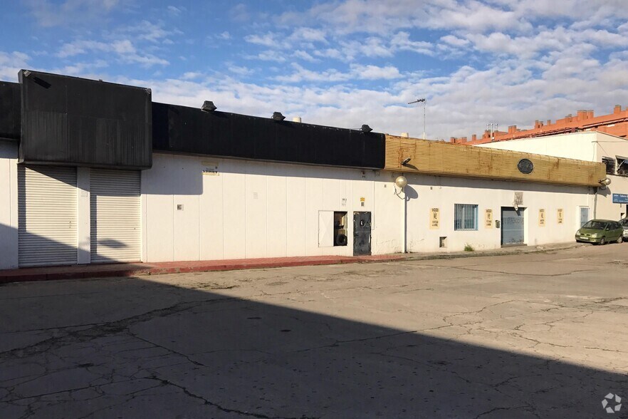 Avenida de la Constitución, 148 C, Torrejón de Ardoz, Madrid en alquiler - Foto del edificio - Imagen 3 de 3