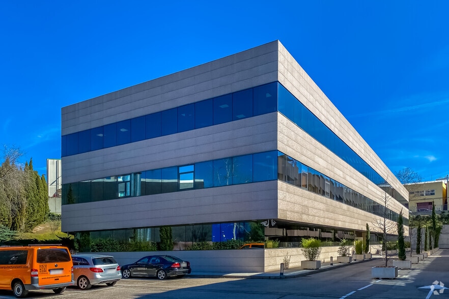 Oficina en San Sebastián de los Reyes, Madrid en venta - Foto principal - Imagen 1 de 2