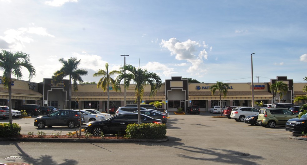 17560 NW 27th Ave, Miami Gardens, FL en alquiler - Foto del edificio - Imagen 1 de 14