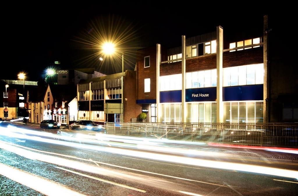 Park St, Guildford en alquiler Foto del edificio- Imagen 1 de 9