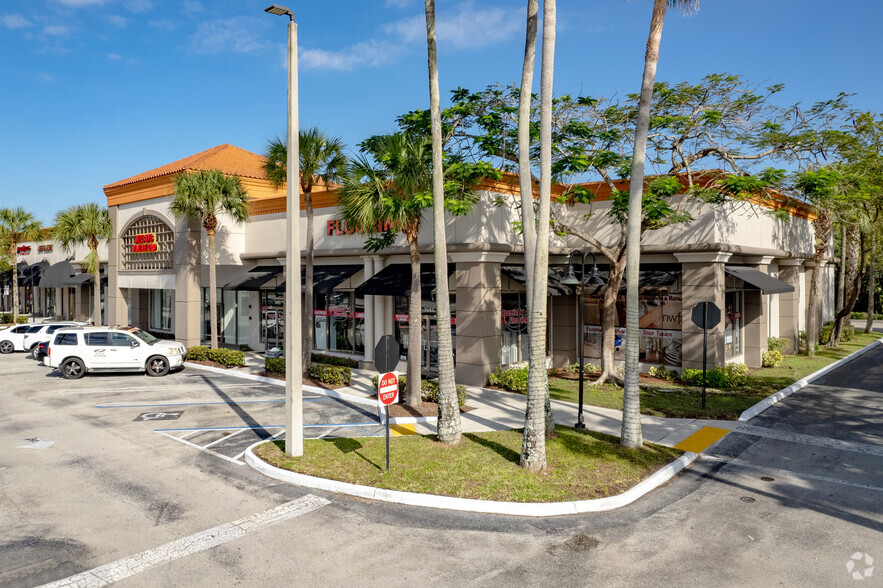 7355-7605 W Sample Rd, Coral Springs, FL en alquiler - Foto del edificio - Imagen 2 de 14