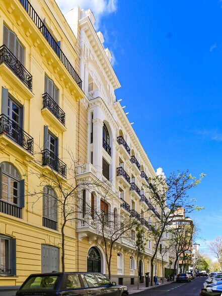 Calle Jenner, 6, Madrid, Madrid en venta - Foto principal - Imagen 1 de 1