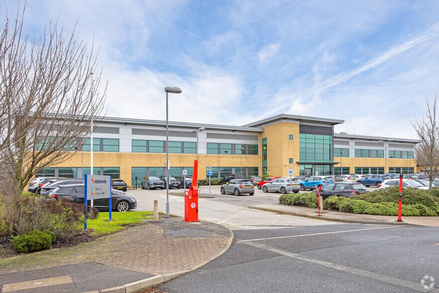 3 Red Hall Cres, Wakefield en alquiler - Foto principal - Imagen 2 de 8