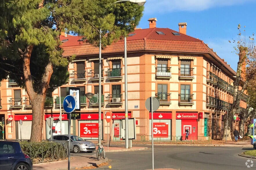 Calle Ronda Fiscal, Alcalá De Henares, Madrid en alquiler - Foto del edificio - Imagen 1 de 2