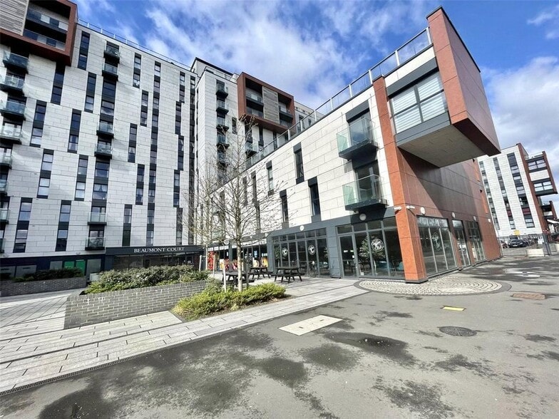 61-73 Victoria Ave, Southend On Sea en venta - Foto del edificio - Imagen 1 de 30