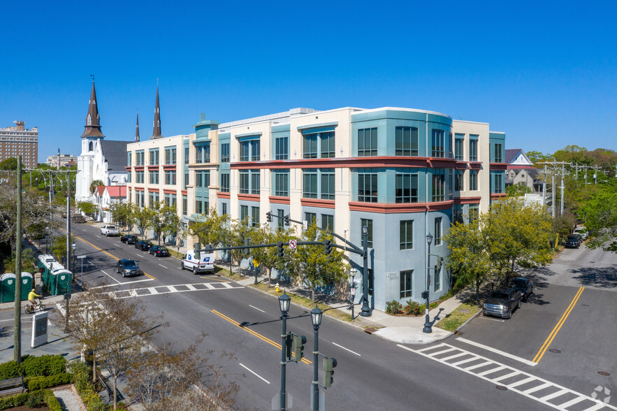 100 Calhoun St, Charleston, SC en alquiler - Foto del edificio - Imagen 1 de 6