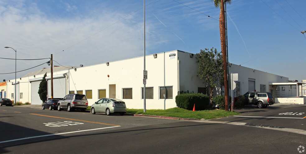 8439 Steller Dr, Culver City, CA en alquiler - Foto del edificio - Imagen 1 de 1