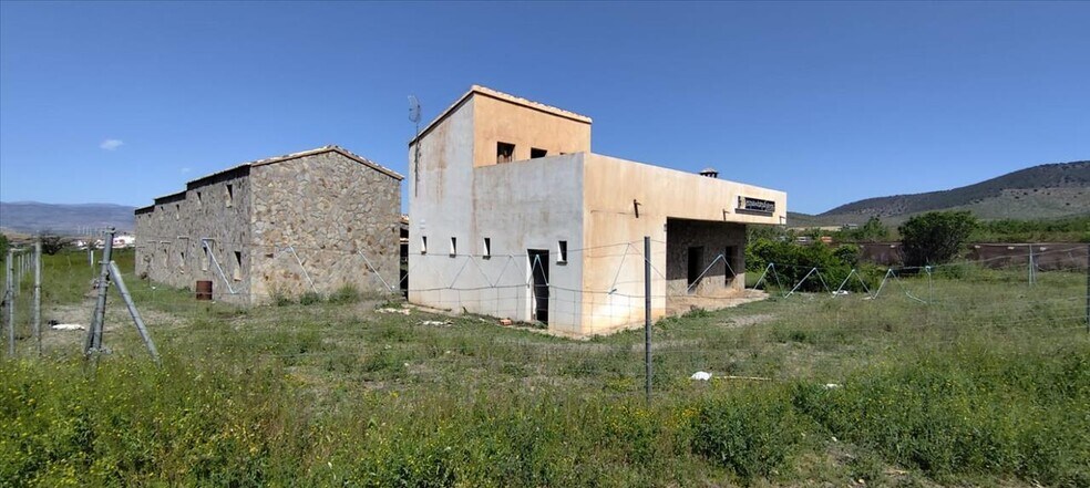 Local en Dólar en venta - Foto del edificio - Imagen 2 de 20
