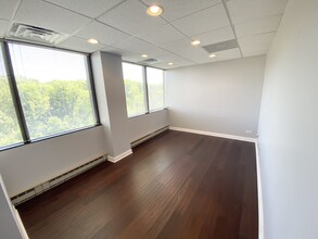 4801 W Peterson Ave, Chicago, IL en alquiler Foto del interior- Imagen 2 de 5