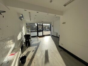 25 Whitehorse Ln, London en alquiler Foto del interior- Imagen 2 de 3