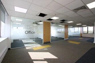 Marsh Way, Wakefield en alquiler Foto del interior- Imagen 2 de 3