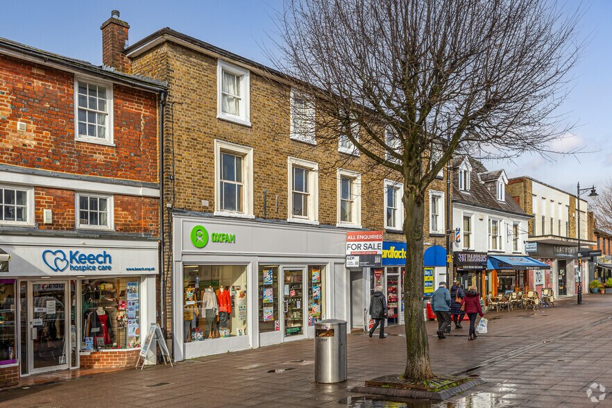 83 High St, Hoddesdon en venta - Foto del edificio - Imagen 2 de 2