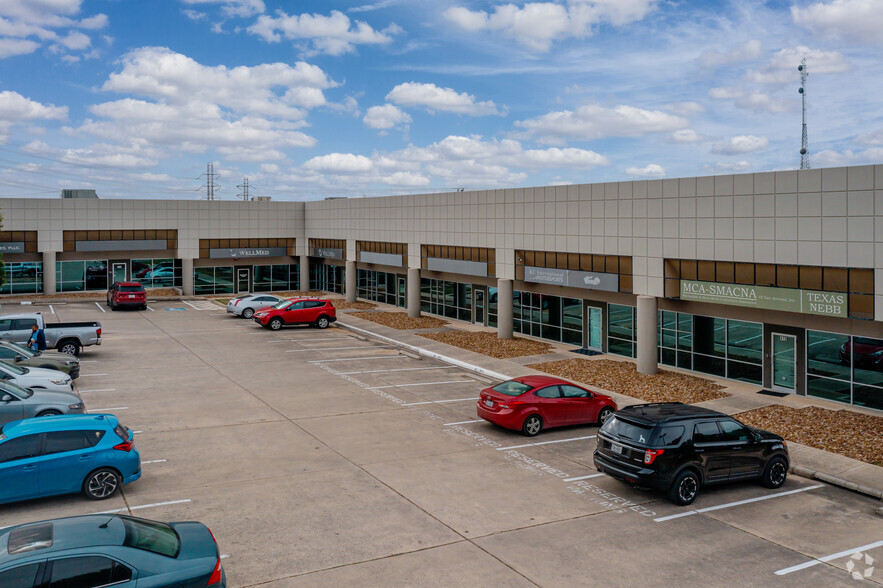 12500 Network Blvd, San Antonio, TX en alquiler - Foto del edificio - Imagen 2 de 5