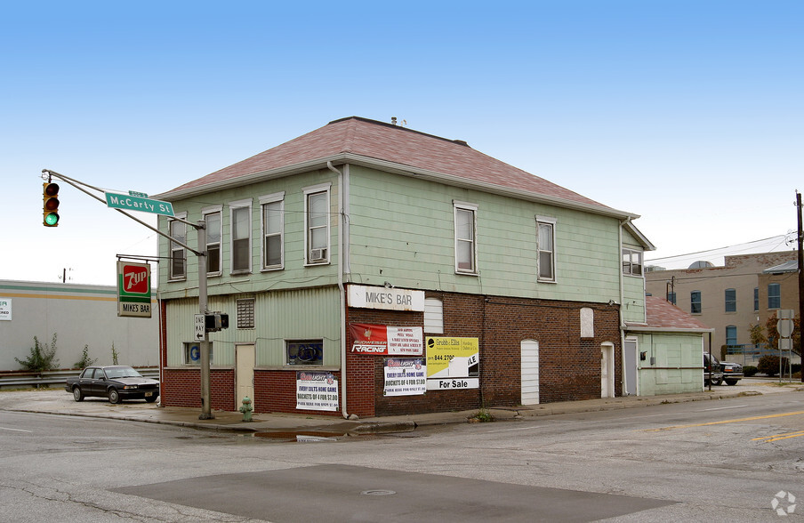 802 S West St, Indianapolis, IN en alquiler - Foto del edificio - Imagen 2 de 3