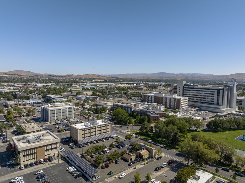 890 Mill St, Reno, NV en alquiler - Foto del edificio - Imagen 3 de 18