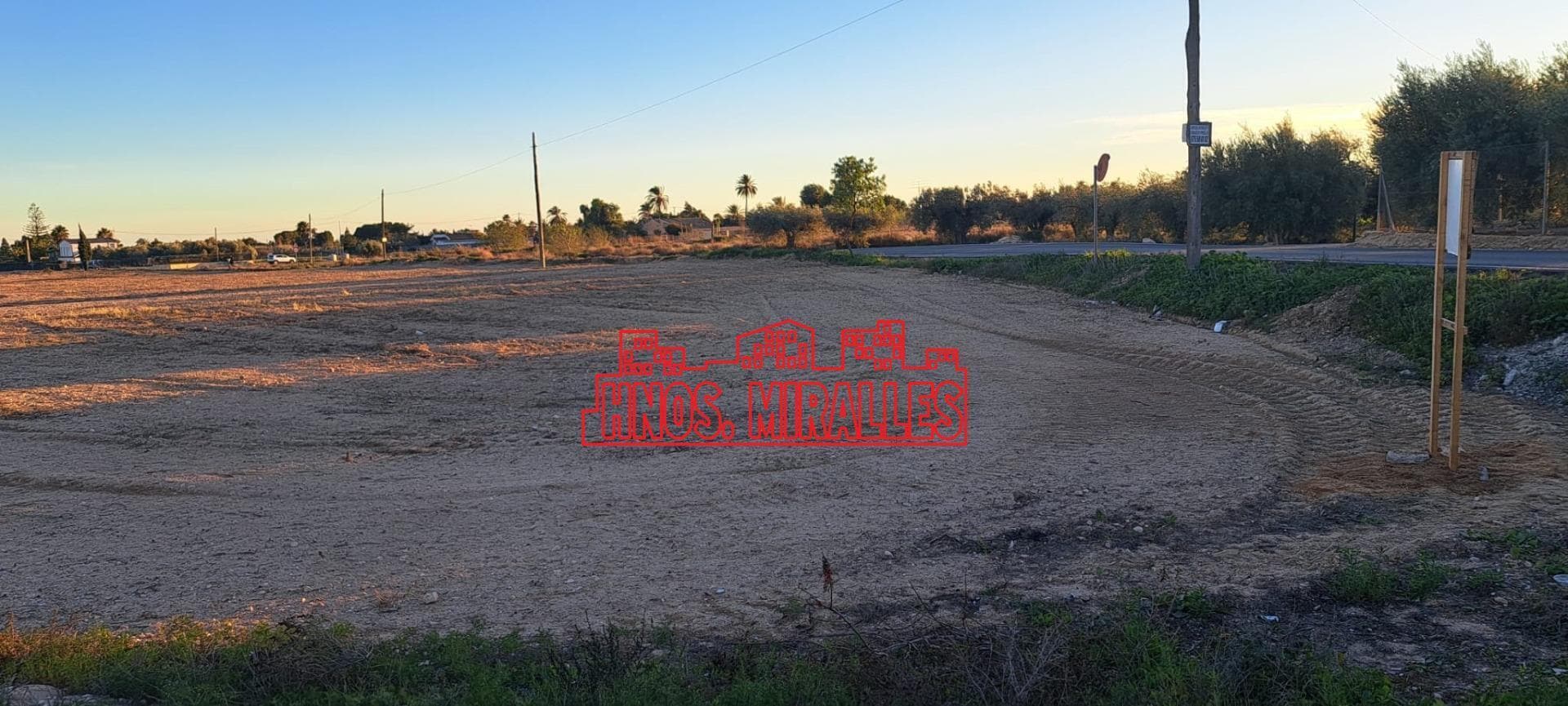 Terreno en Elche, Alicante en alquiler Foto del edificio- Imagen 1 de 5