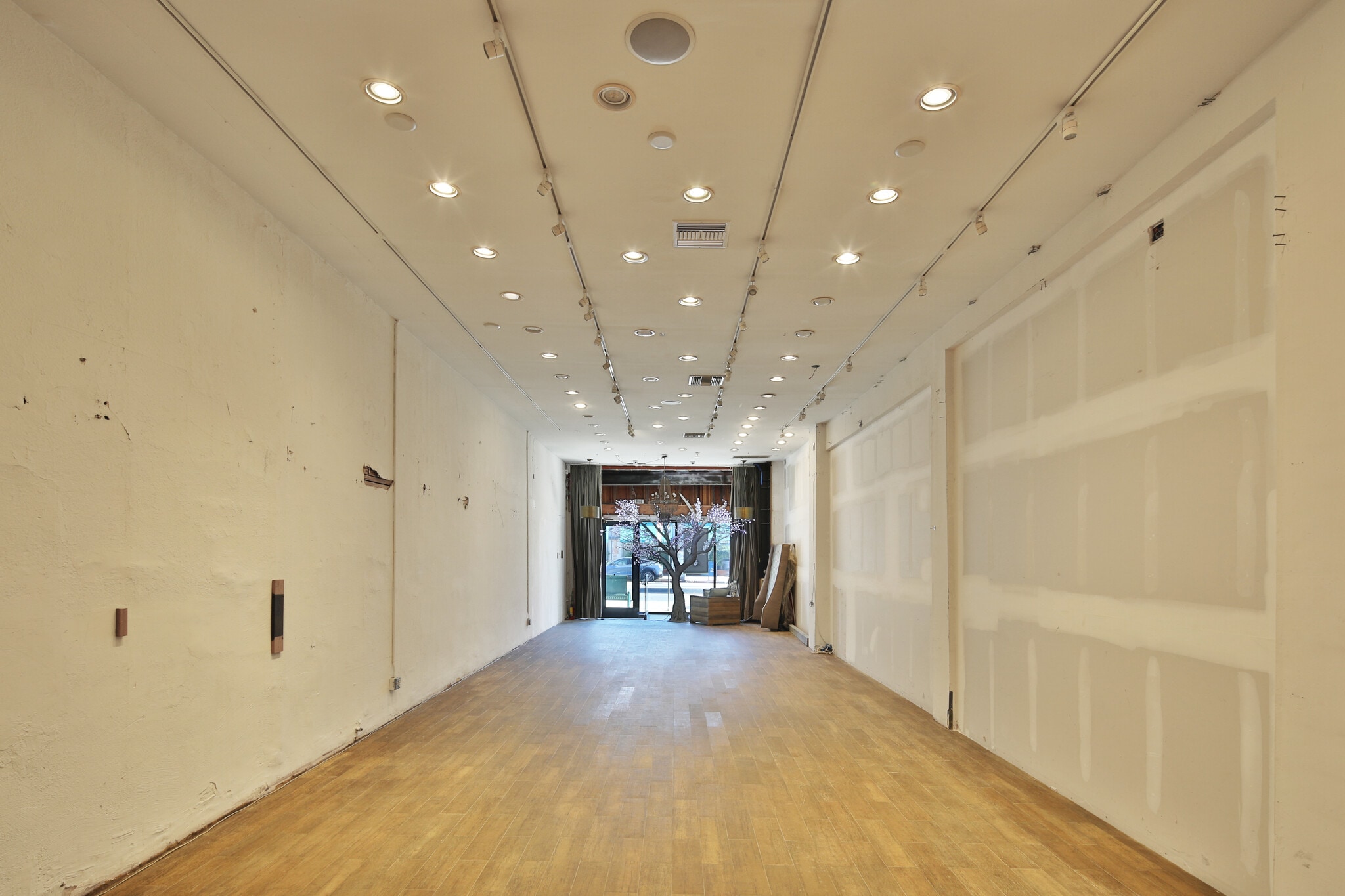 463-467 S La Brea Ave, Los Angeles, CA en venta Foto del interior- Imagen 1 de 5