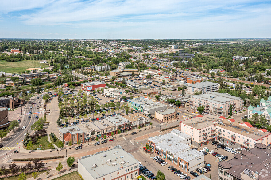 39 St Thomas St, St. Albert, AB en alquiler - Vista aérea - Imagen 3 de 6