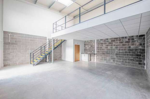 198-202 Broomhill Rd, Bristol, BST BS4 5RG - Unidad 25 -  - Foto del interior - Image 1 of 3