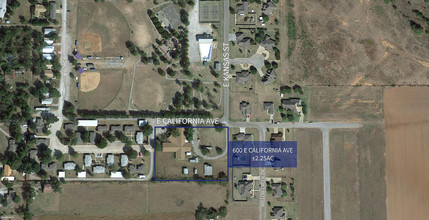 600 E California Ave, Walters, OK - VISTA AÉREA  vista de mapa