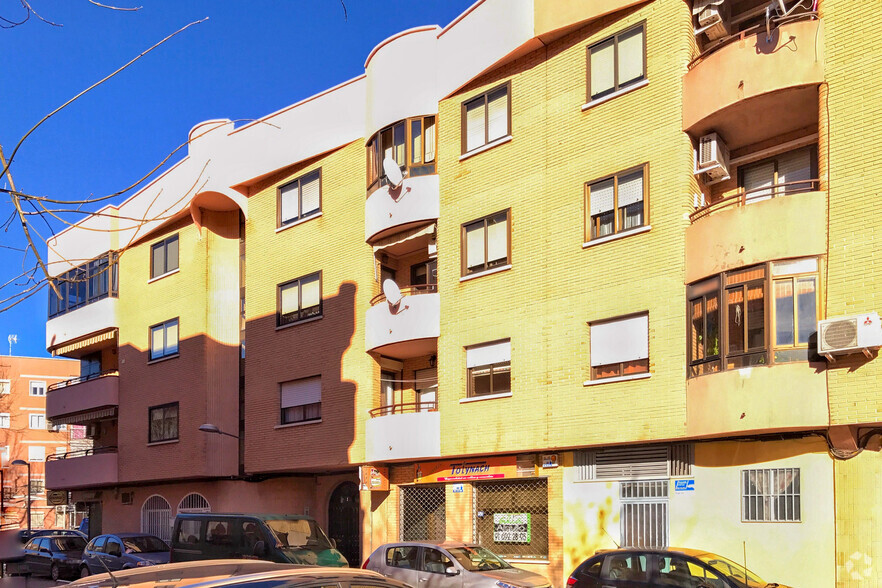 Calle Doctor Jiménez Díaz, 1, Pinto, Madrid en venta - Foto del edificio - Imagen 3 de 3