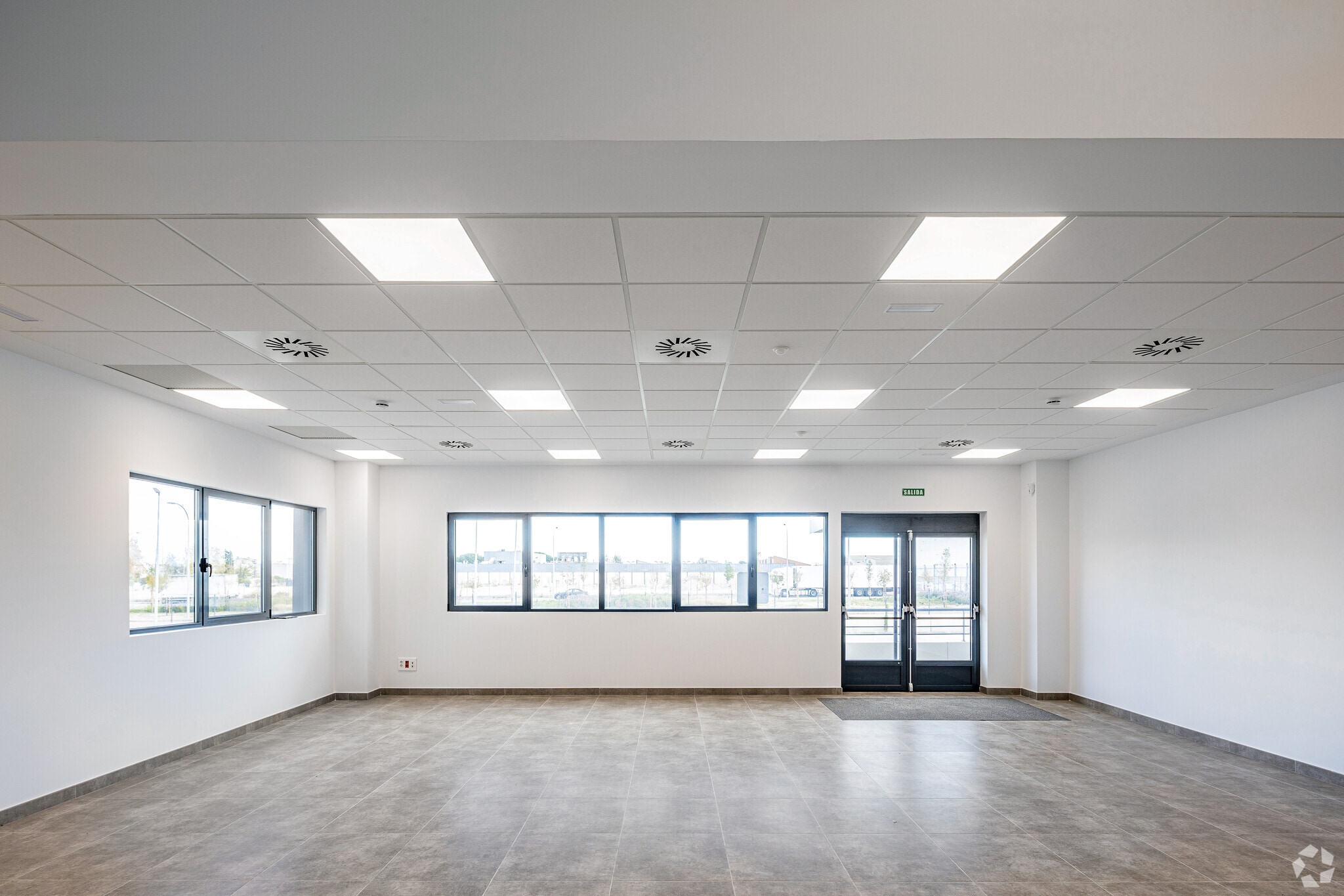 Calle San Cesáreo, 6, Madrid, Madrid en alquiler Foto del edificio- Imagen 1 de 11