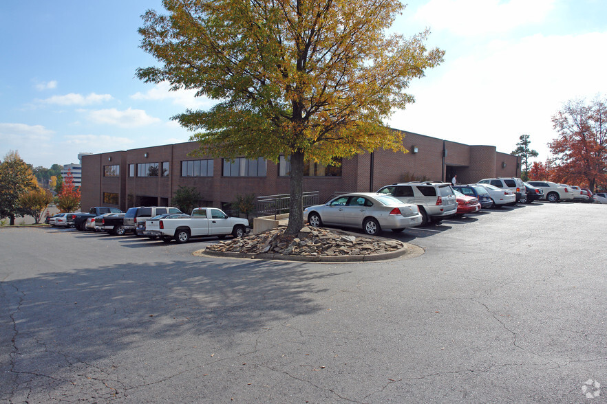 11219 Financial Centre Pky, Little Rock, AR en alquiler - Foto del edificio - Imagen 3 de 9