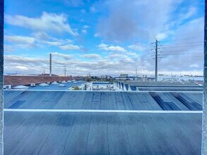 195 Avenue Francis De Pressensé, Vénissieux, RHO - AÉREA  vista de mapa