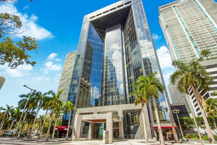 1200 Brickell - Inmueble