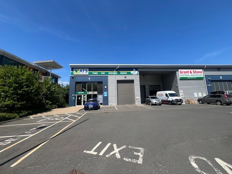 Western Rd, Bracknell en alquiler - Foto del edificio - Imagen 2 de 8