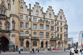 Más detalles de 4-8 The Sanctuary, London - Oficina en alquiler