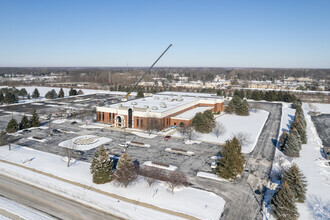 1740 Indian Wood Cir, Maumee, OH - VISTA AÉREA  vista de mapa - Image1