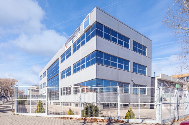 Más detalles de Calle Valportillo i, I 1, Alcobendas - Oficina en venta