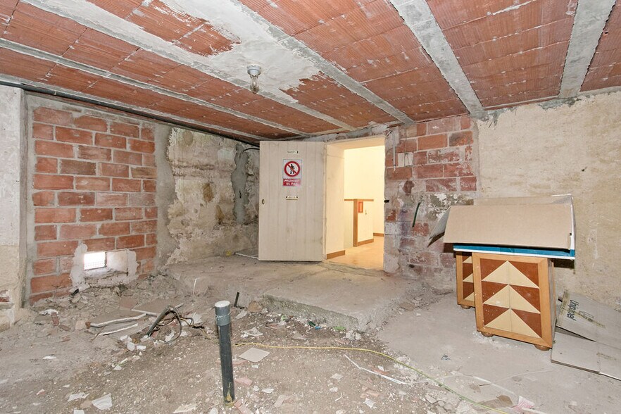 Local en La Torre de Claramunt, Barcelona en venta - Foto del interior - Imagen 3 de 17
