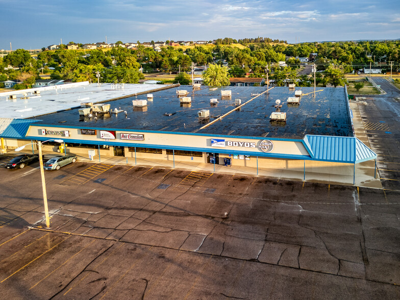 909 E St Patrick St, Rapid City, SD en alquiler - Foto del edificio - Imagen 2 de 28