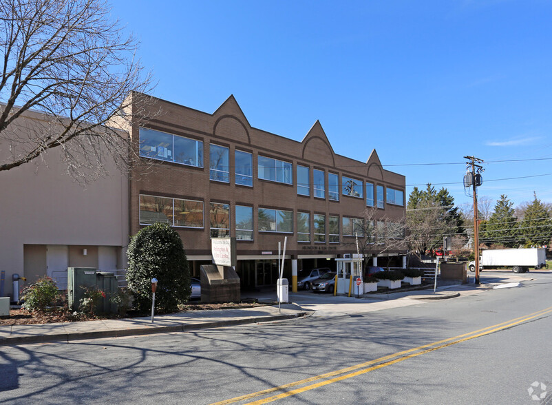 4940 Hampden Ln, Bethesda, MD en alquiler - Foto del edificio - Imagen 1 de 2