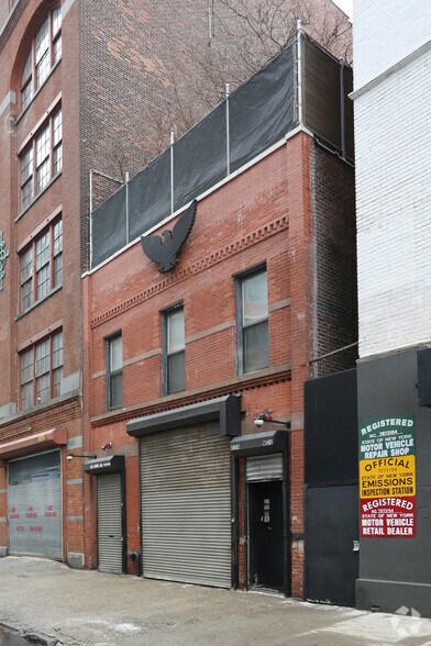 548 & 554 W 28th Street cartera de 2 inmuebles en venta en LoopNet.es - Foto principal - Imagen 2 de 2