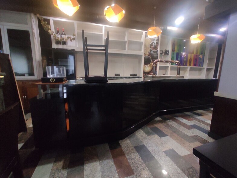 Local en Narón, La Coruna en alquiler - Foto del interior - Imagen 2 de 11