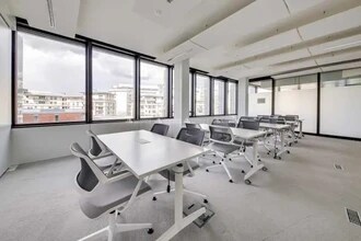 18-20 Rue Des Deux Gares, Rueil-Malmaison en alquiler Foto del interior- Imagen 2 de 12