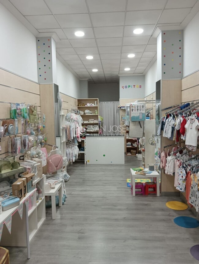 Más detalles de Local en alquiler