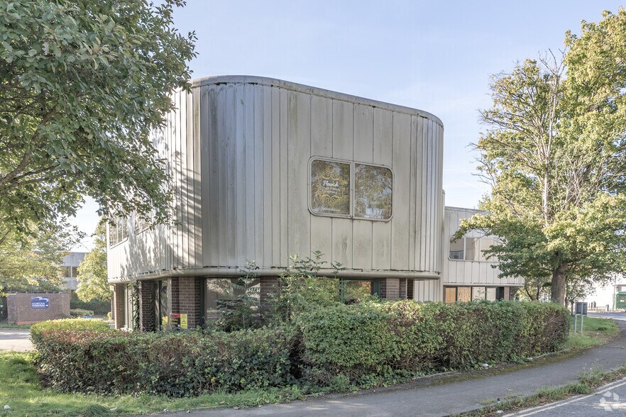 Dorcan Complex, Swindon en venta - Foto del edificio - Imagen 2 de 2