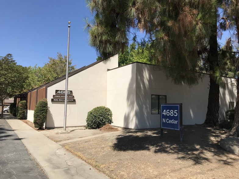 4685 N Cedar Ave, Fresno, CA en venta - Foto principal - Imagen 1 de 27