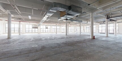 47-25 34th St, Long Island City, NY en alquiler Foto del interior- Imagen 2 de 6