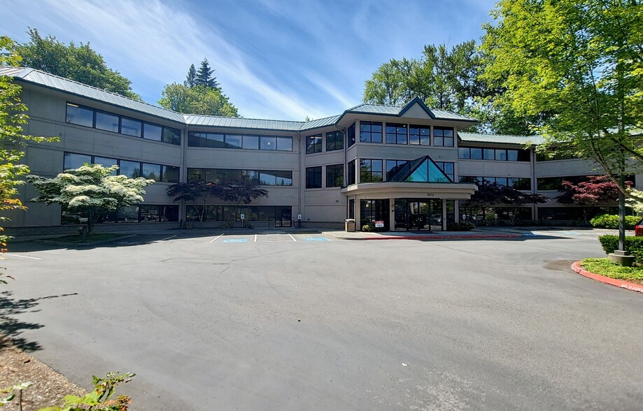 371 NE Gilman Blvd, Issaquah, WA en alquiler - Foto del edificio - Imagen 3 de 13